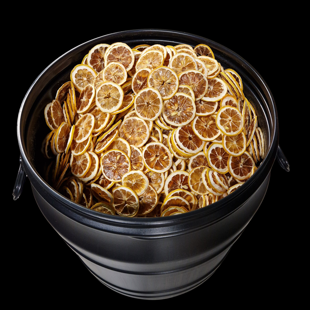 Tranches de citron jaune séché