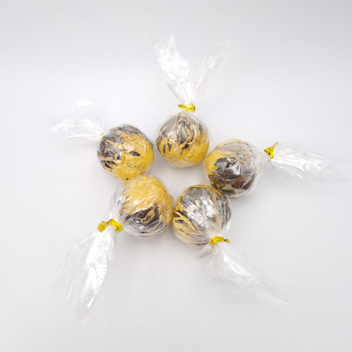 Dispersing White Tea Ball with Chrysanthemums